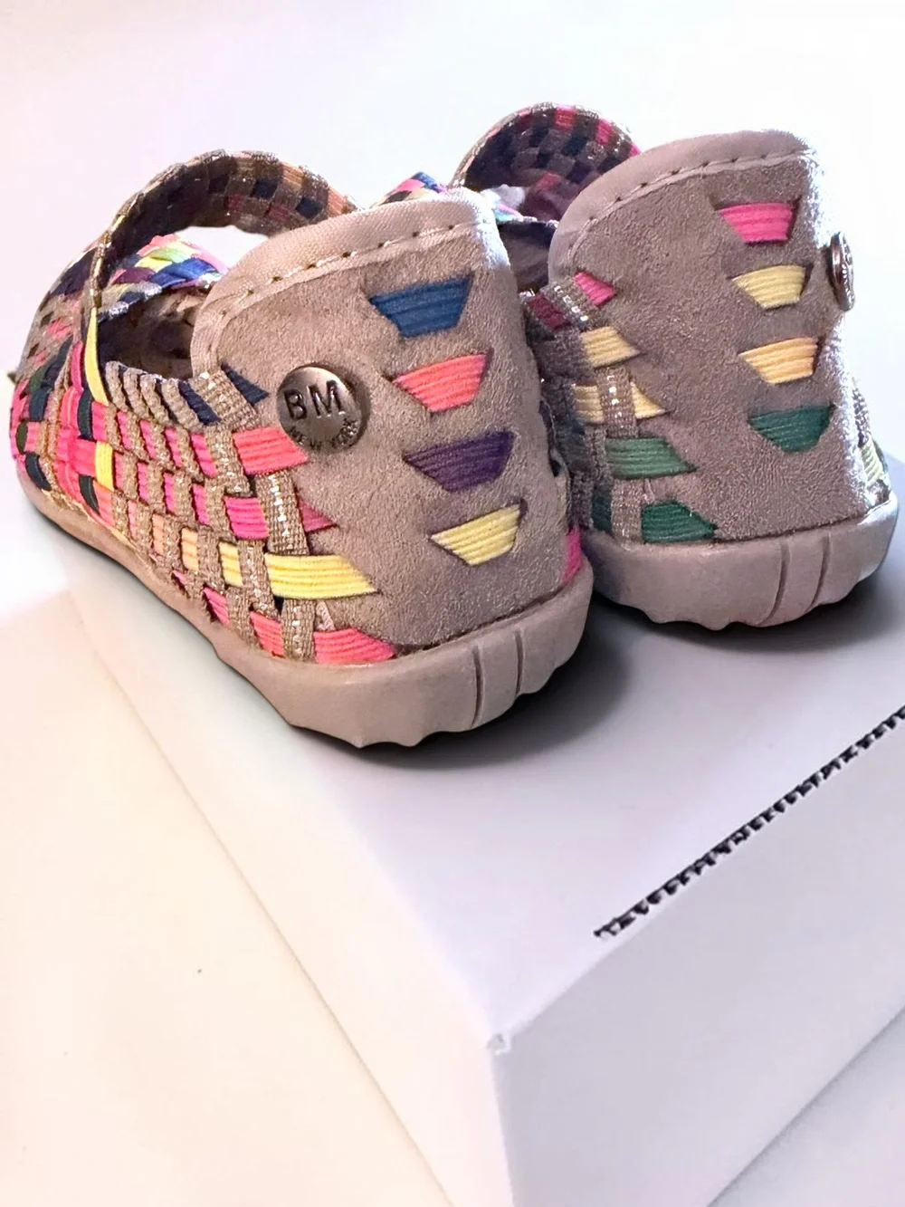 bernie mev. Kids Cuddly Multicolor Woven Mary Jane Slip-on Shoes size 11.5-12